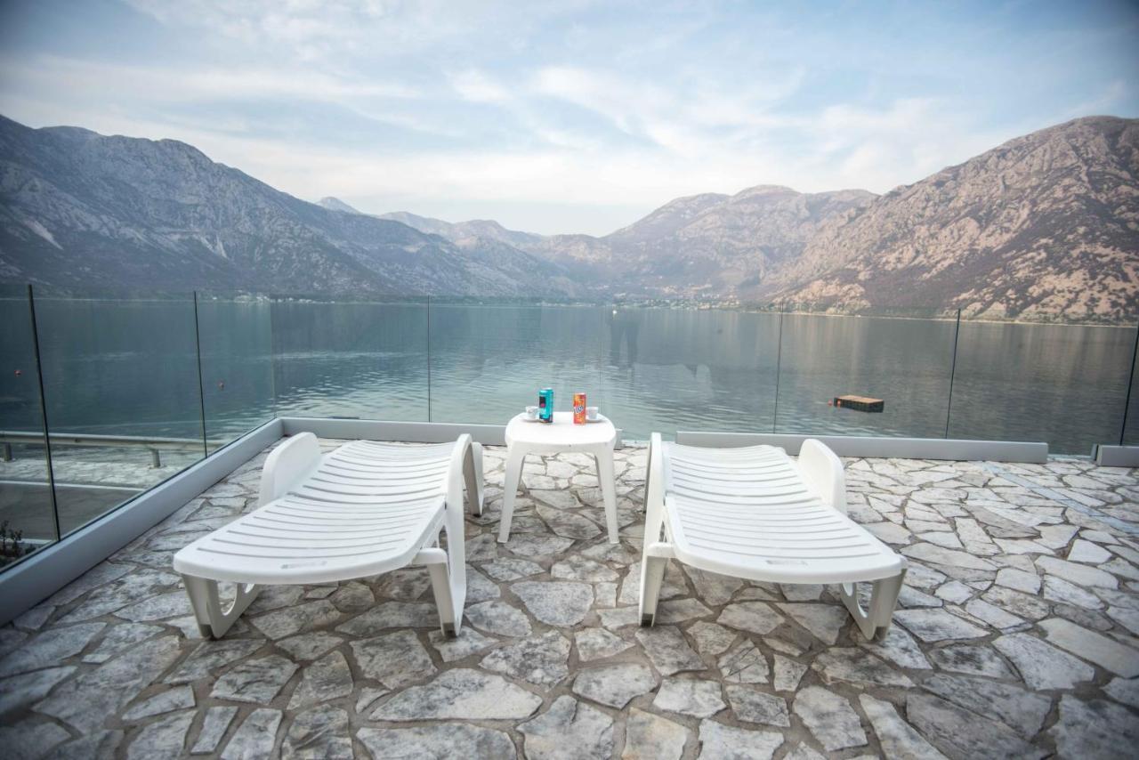 Modern Waterfront 3-Bed Apartment โดนาจ์ คอสแทนไนจ์กา ภายนอก รูปภาพ